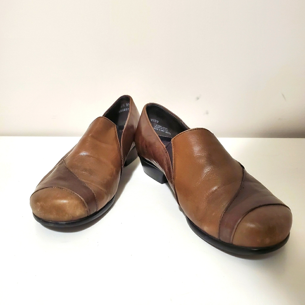 3/$20 MUNRO | Flats 6.5